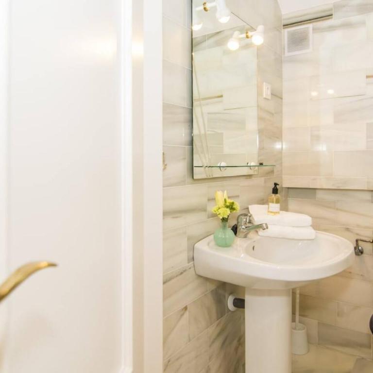Eld1-Stunning 2 Bedroom Penthouse In Puerto Banus - Apartamento de 2 dormitorios con terraza - 17