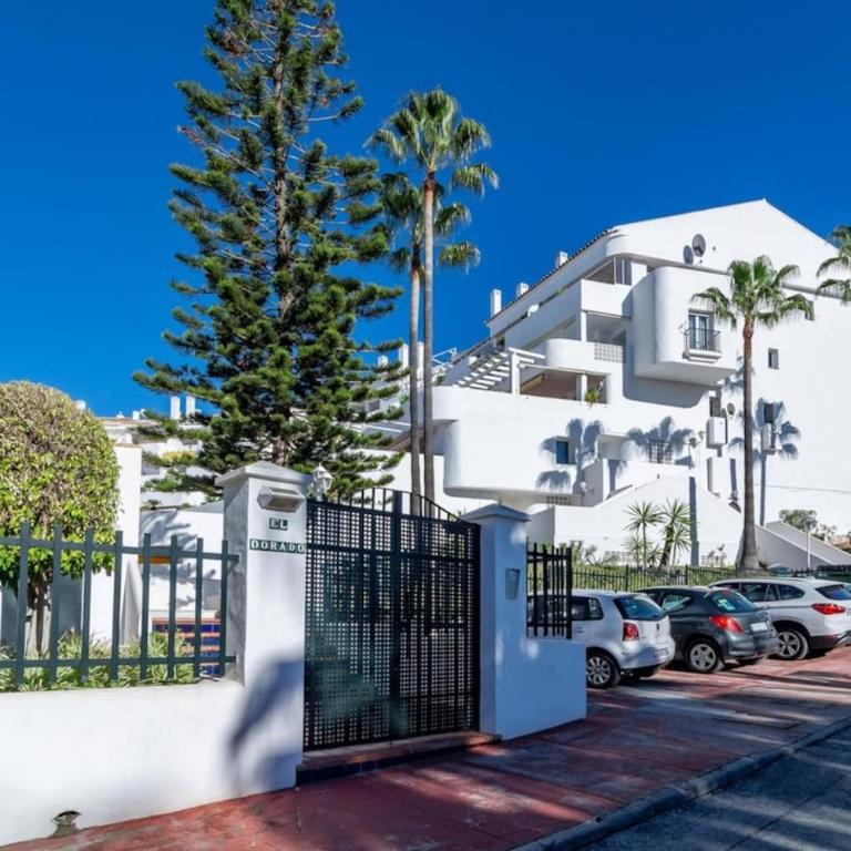 Eld1-Stunning 2 Bedroom Penthouse In Puerto Banus - Apartamento de 2 dormitorios con terraza - 28
