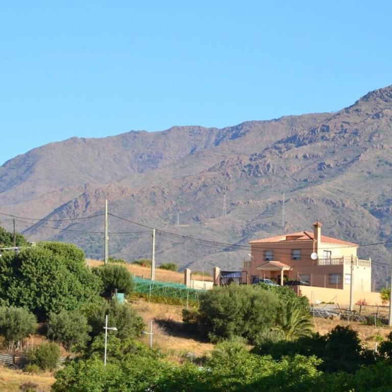 Rsh14A - Penthouse With Terrace And Hot Tub - Three-Bedroom Apartment with Balcony - 37