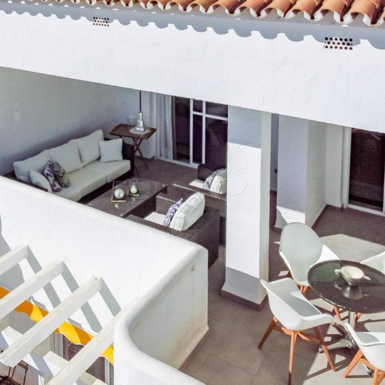 Eld1-Stunning 2 Bedroom Penthouse In Puerto Banus - Apartamento de 2 dormitorios con terraza - 50