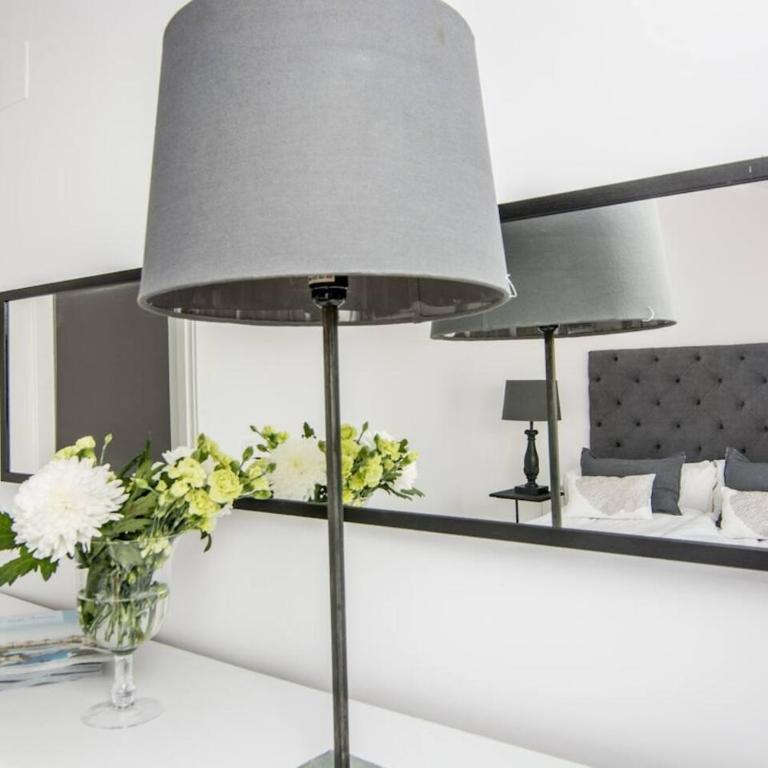 Eld1-Stunning 2 Bedroom Penthouse In Puerto Banus - Apartamento de 2 dormitorios con terraza - 59