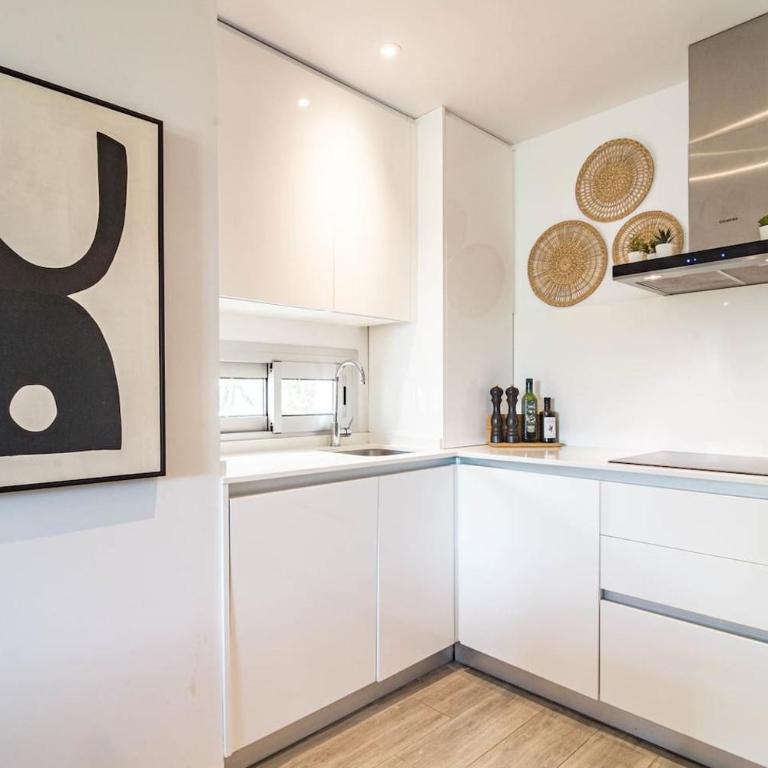 Lm10Bb- Modern Living With Large Sunny Terrace - Appartement avec Terrasse - 13