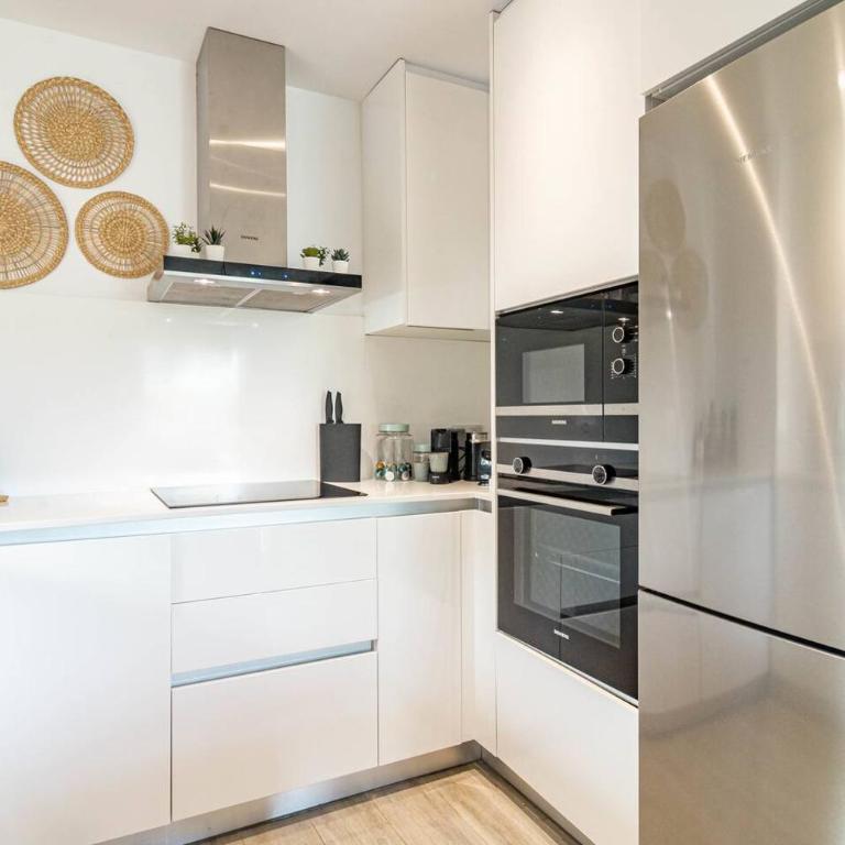 Lm10Bb- Modern Living With Large Sunny Terrace - Appartement avec Terrasse - 15