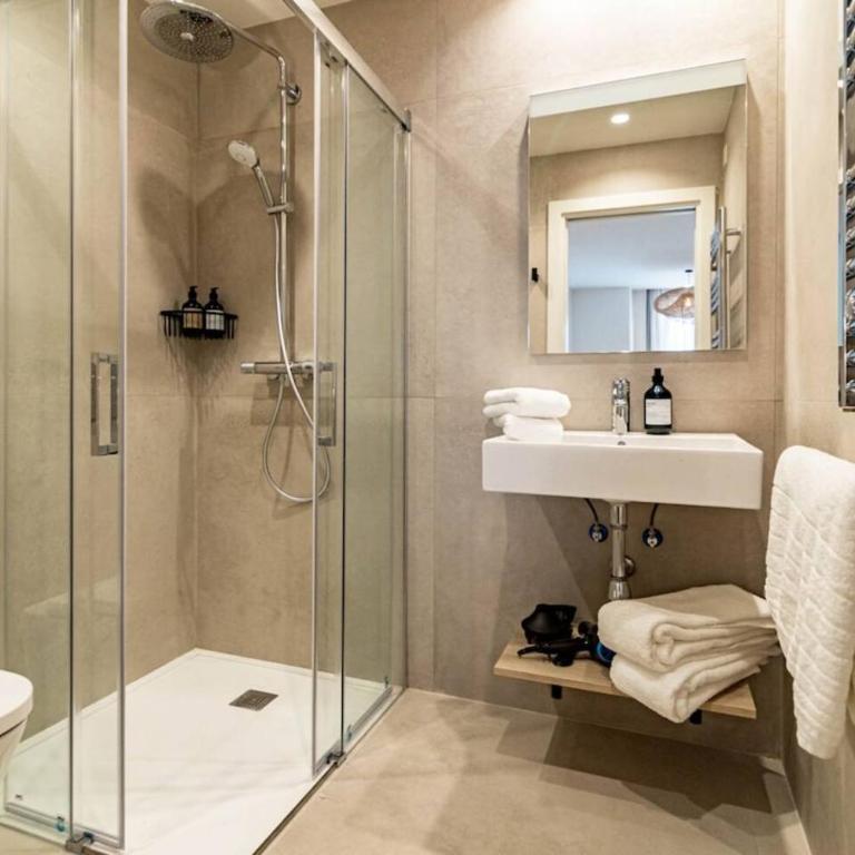 Seaclub Suites by Room Services - Apartamento de 1 dormitorio - 1