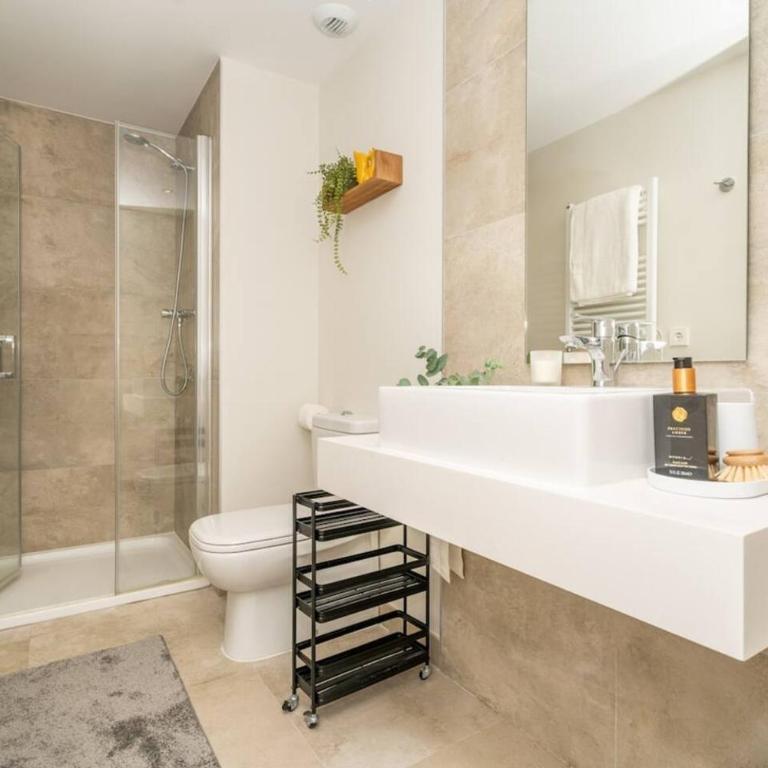 Inf34I - Modern & Bright City Apartment - Apartamento de 2 dormitorios con balcón - 24