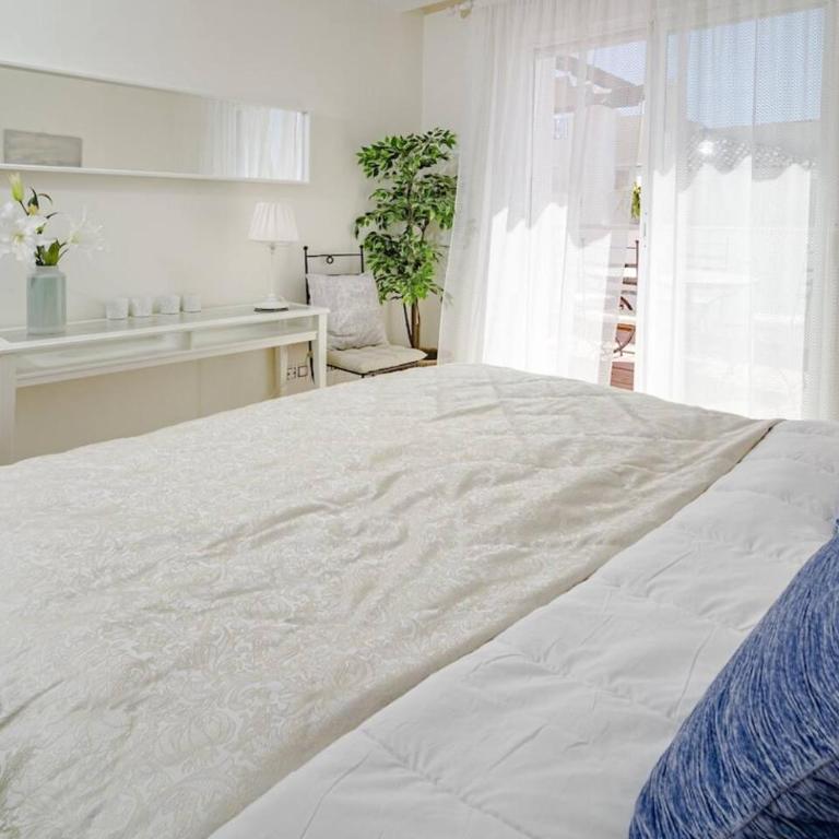Ar23 - Holiday Flat, Puerto Banus By Roomservices - Apartamento de 3 dormitorios con balcón - 16