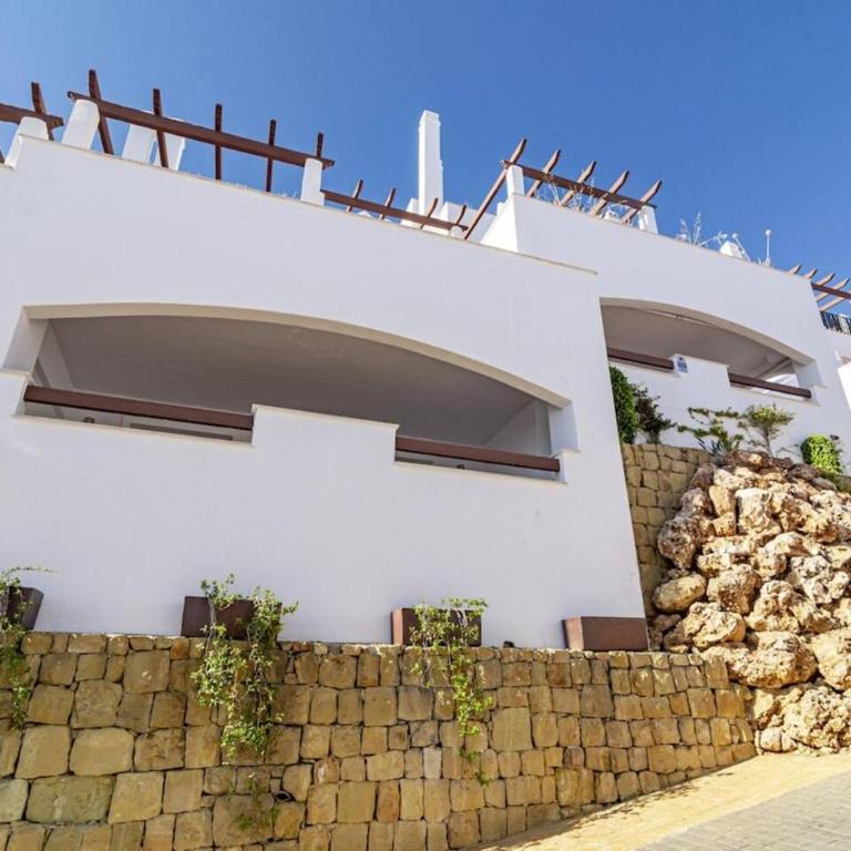 Ar23 - Holiday Flat, Puerto Banus By Roomservices - Apartamento de 3 dormitorios con balcón - 35