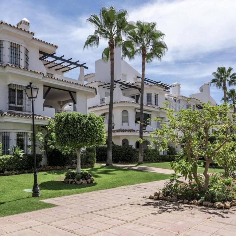Lnm16- Comfortable Apartment Next To Puerto Banus - Apartamento de 2 dormitorios con terraza - 37