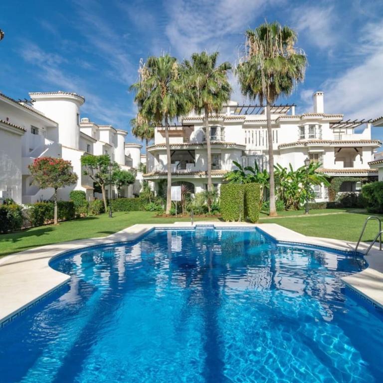 Lnm43- Cozy Holiday Home Close To Puerto Banus - Apartment mit Terrasse - 1