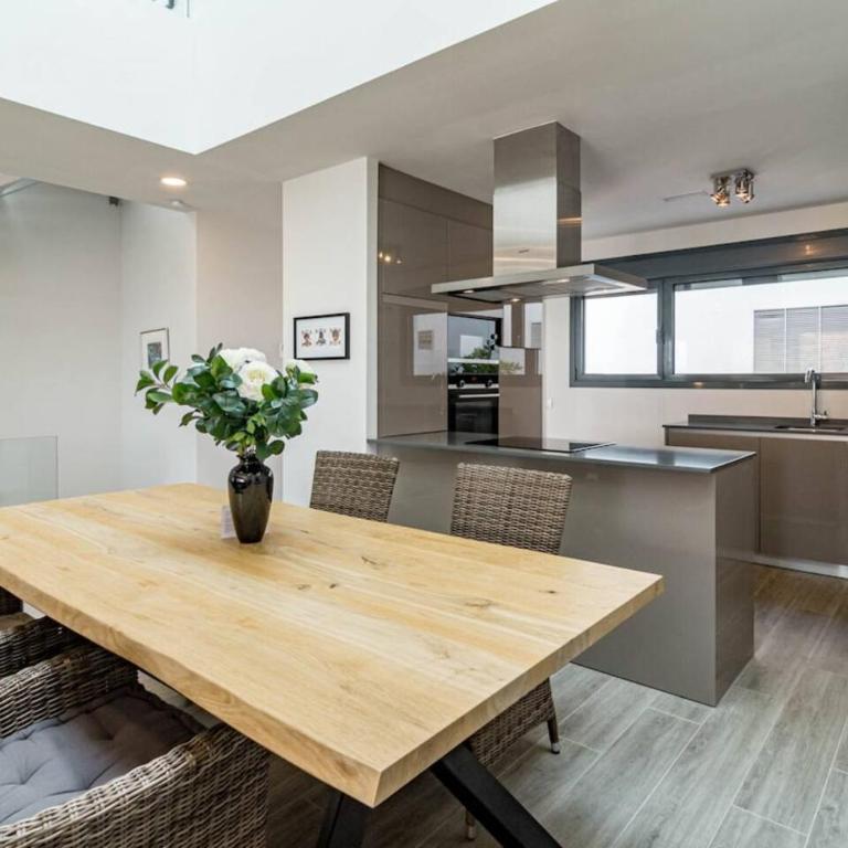 Lmt46 - Modern Style Spacious Townhouse - Casa Unifamiliar de 3 dormitorios - 14