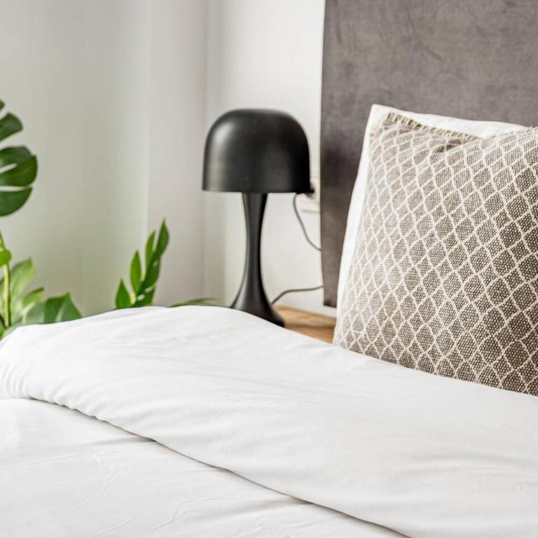 Lme103A - Bright Modern Flat With Amazing Terrace - Apartamento Loft de 3 dormitorios - 40