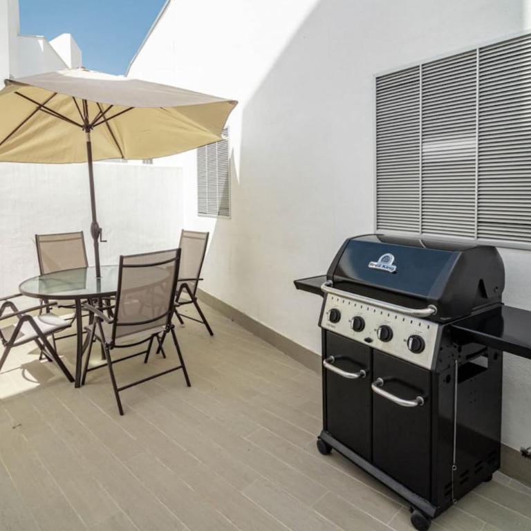 Lmt46 - Modern Style Spacious Townhouse - Casa Unifamiliar de 3 dormitorios - 46