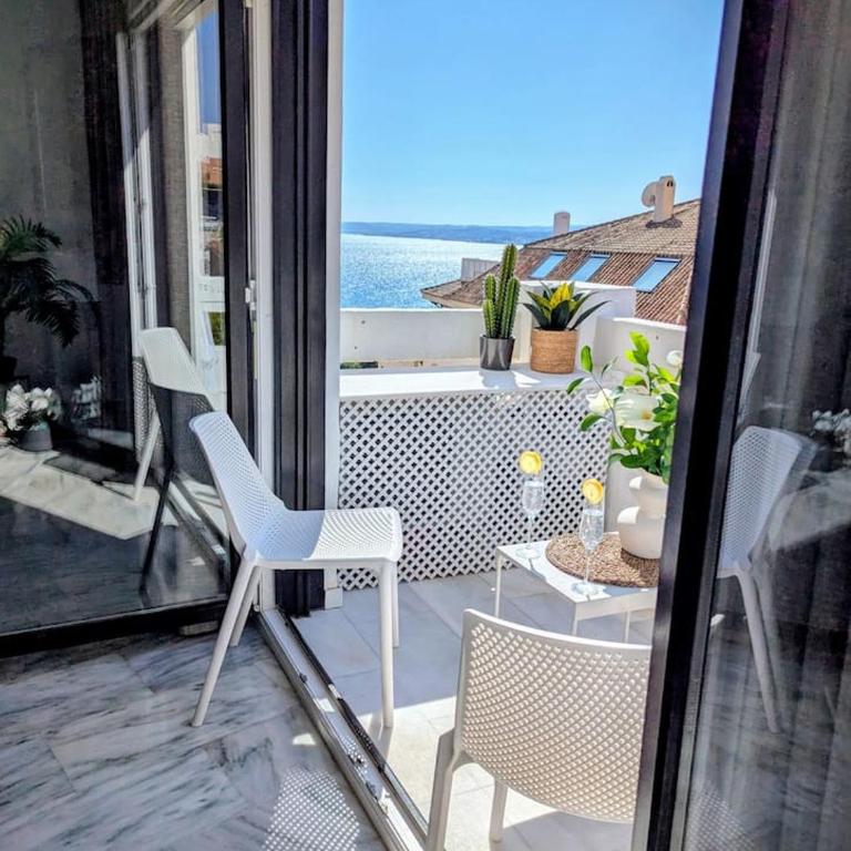 Pin41 - Beachfront 1Br Near Port & Beach - Apartamento de 1 dormitorio con vistas al océano - 1
