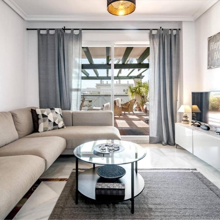 Lcr4 - Large 3-Bedroom Apartment Near Beach - Apartamento con terraza - 24