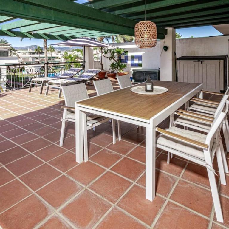 Lcr4 - Large 3-Bedroom Apartment Near Beach - Apartamento con terraza - 29