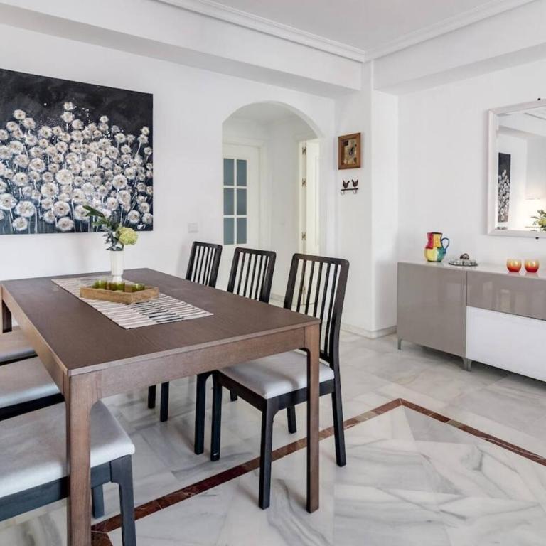 Lcr4 - Large 3-Bedroom Apartment Near Beach - Apartamento con terraza - 32