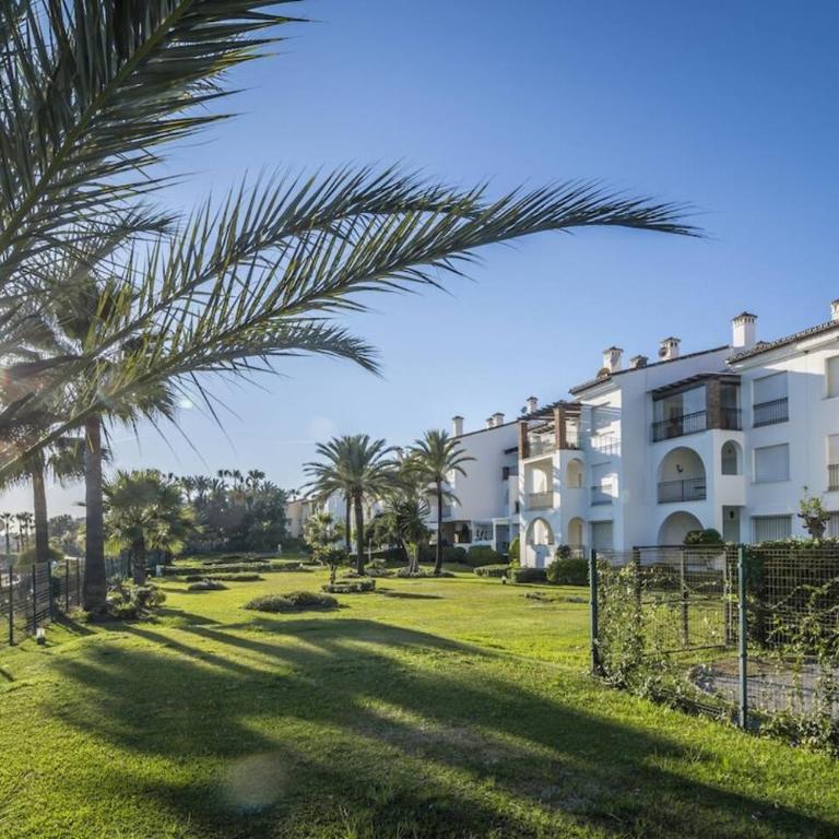 Hb - Comfortable Beachfront Holiday Apartment - Appartamento con 2 Camere da Letto e Terrazza - 16
