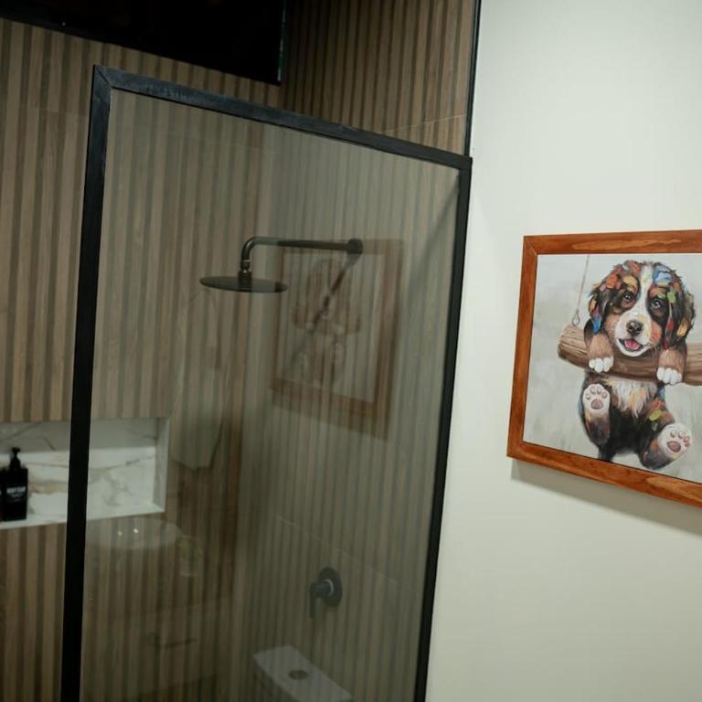  - Room #1714786401 - 4