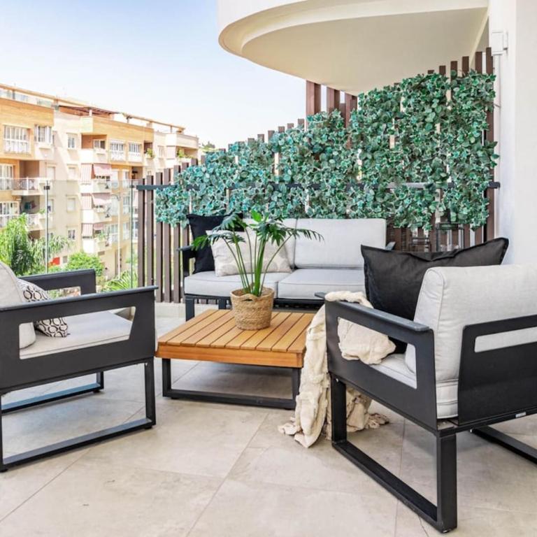 In33K- Stunning City Apartment Close To Beaches - Appartement 3 Chambres avec Balcon - 1
