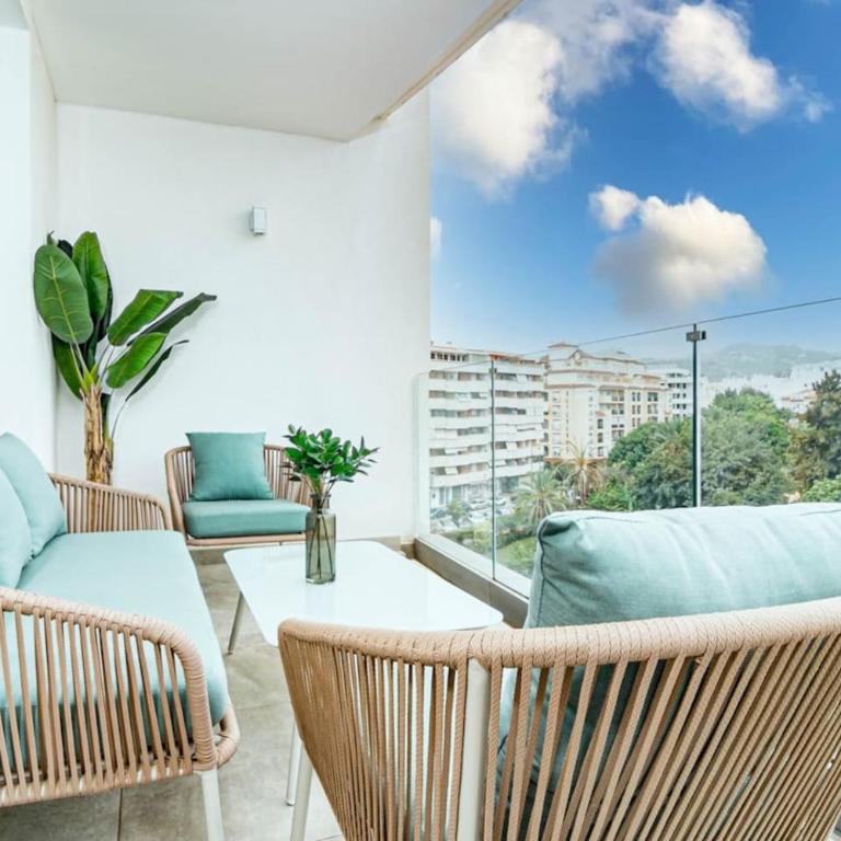Inf25E- Tastefully Furnished Apartment In The Hea - Appartamento con 2 Camere da Letto e Balcone - 4