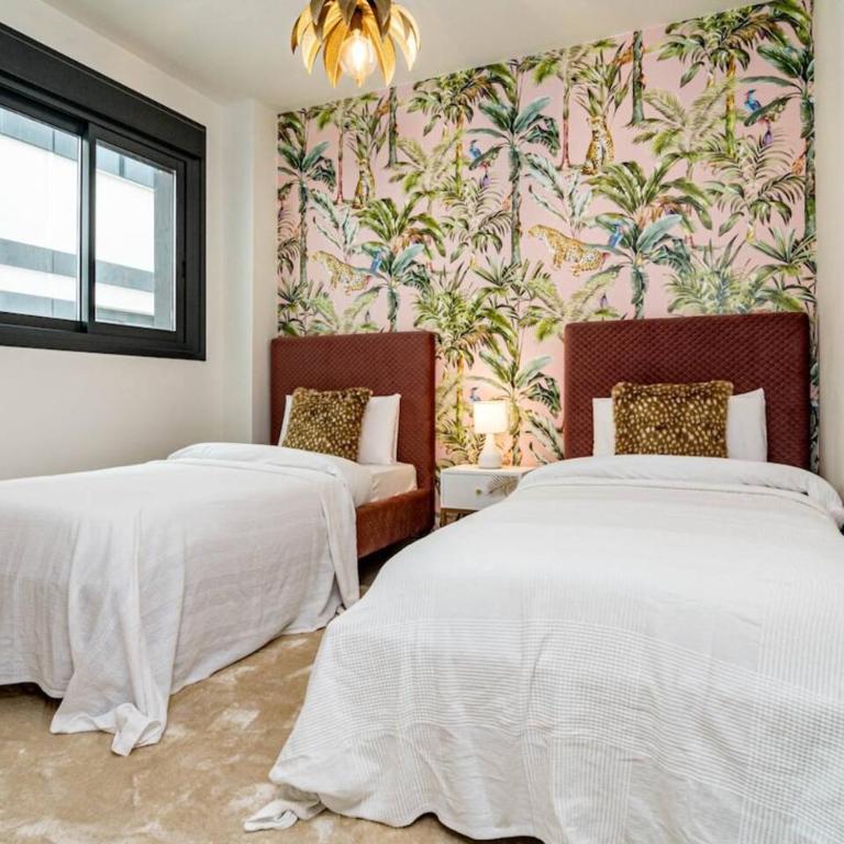 Inf25E- Tastefully Furnished Apartment In The Hea - Appartamento con 2 Camere da Letto e Balcone - 25