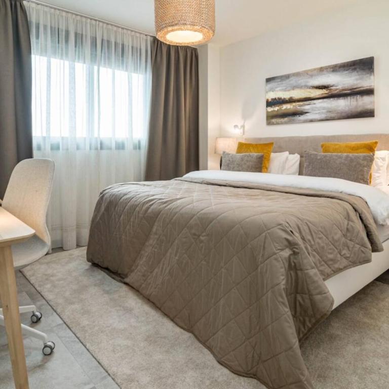 Inf46P - Spacious Holiday Home In Estepona - Appartamento con 3 Camere da Letto e con Balcone - 4