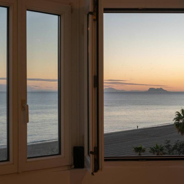 Frontline Beach City Apartment - Eb4A - Appartamento - 3