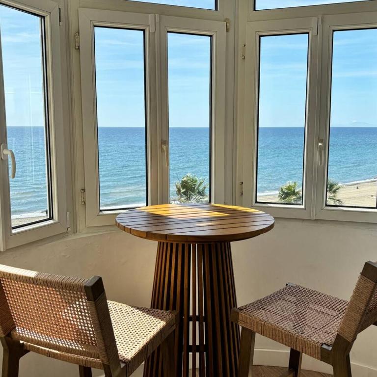 Frontline Beach City Apartment - Eb4A - Appartamento - 2