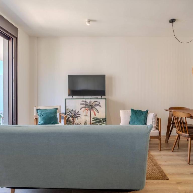 Zaga3C - New Modern Apartment In Central Estepona - Three-Bedroom Apartment with Mountain View - 7