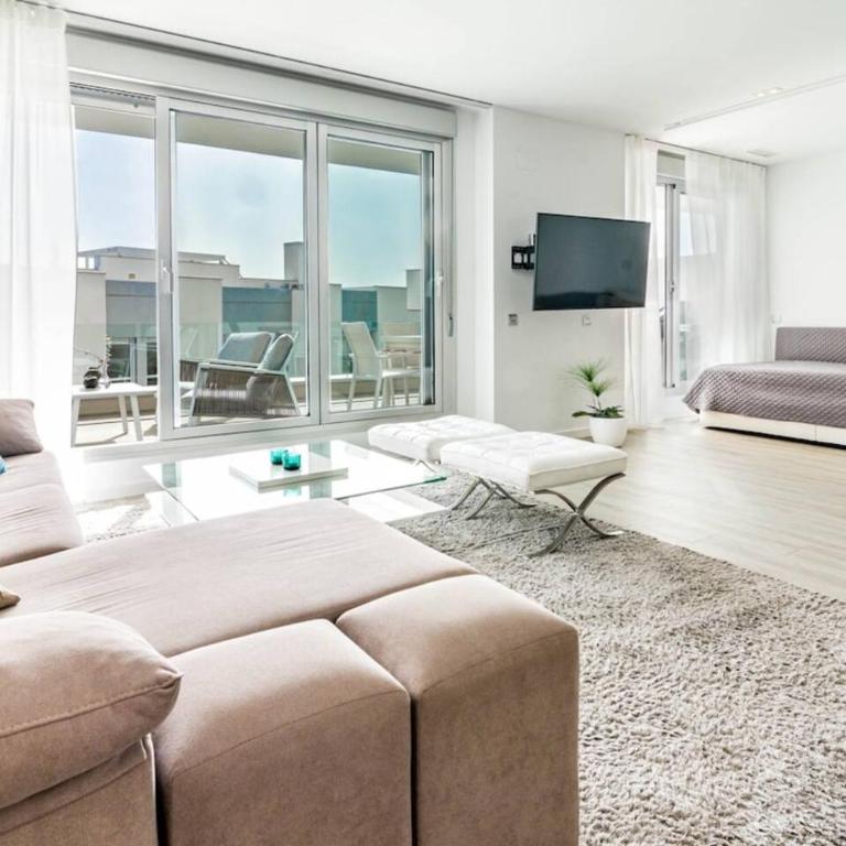 Lm111A- Modern Flat, Amazing Views - Apartment mit 2 Schlafzimmern mit Balkon und Terrasse - 12