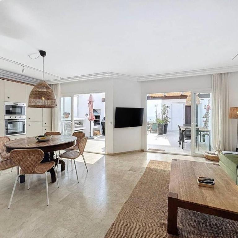 Mbb53 - Beachfront Penthouse With Sea Views - Apartment mit 3 Schlafzimmern mit Meerblick - 2