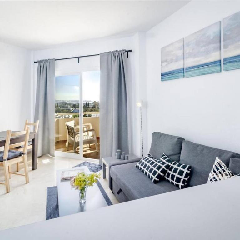 Ll- 1 Bedroom Apt Close To Laguna Village Estepona - Apartamento de 1 dormitorio con balcón - 2