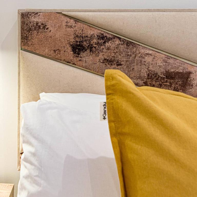 Terr69- Bright City Gem In Charming Old Town - Appartamento con 3 Camere da Letto e con Balcone - 44