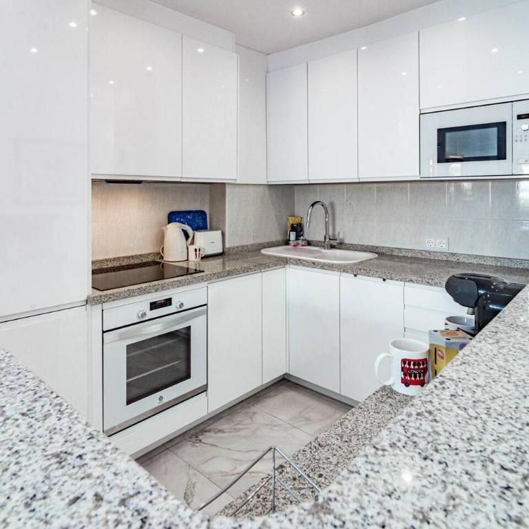 Rg325 - Great 2 Bed Apt, Close To Puerto Banus - Apartamento - 25