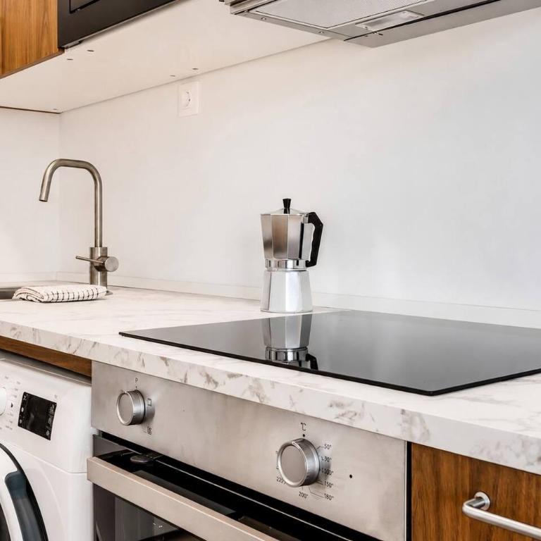 Ah2B - Modern Apartment Near Estepona Town - Appartement 1 Chambre avec Balcon - 8