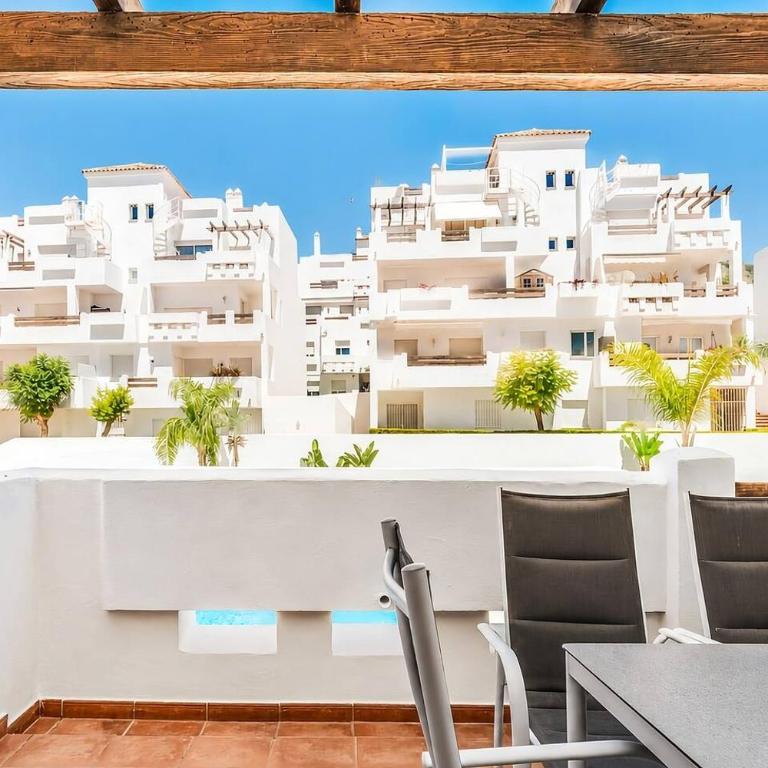 Vr1B - Golfside Escape Near Estepona - Apartamento de 3 dormitorios con piscina privada - 14