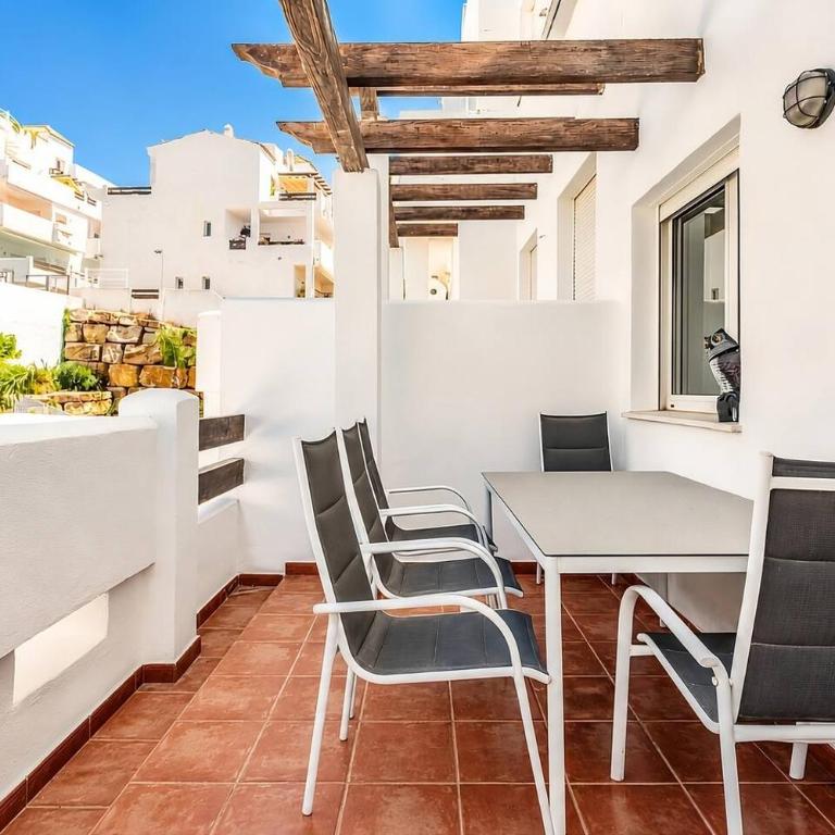 Vr1B - Golfside Escape Near Estepona - Apartamento de 3 dormitorios con piscina privada - 17