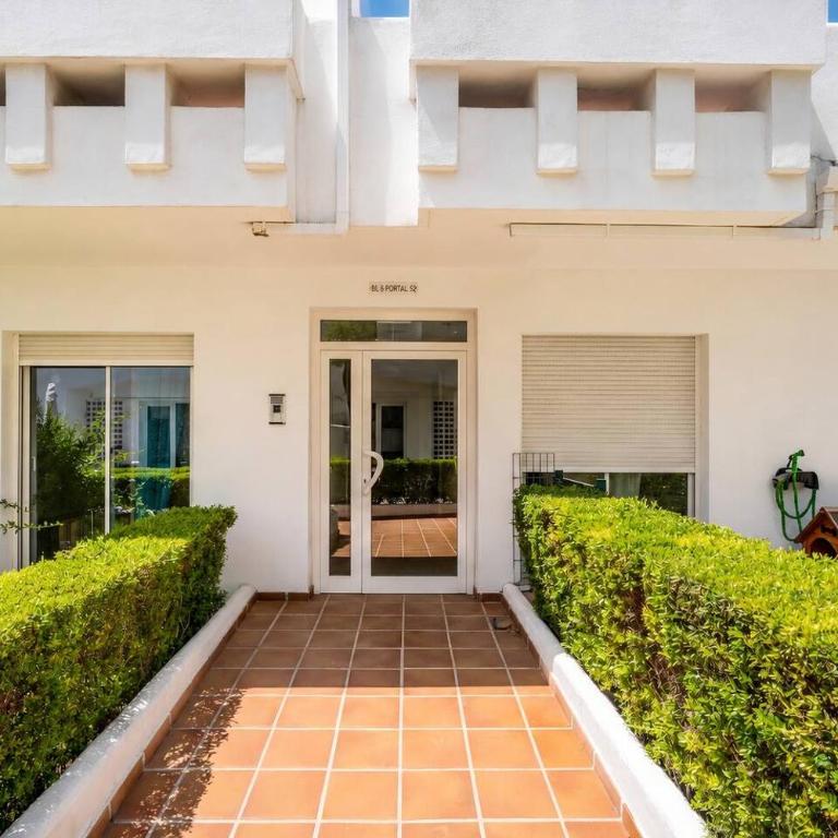 Vr1B - Golfside Escape Near Estepona - Apartamento de 3 dormitorios con piscina privada - 36