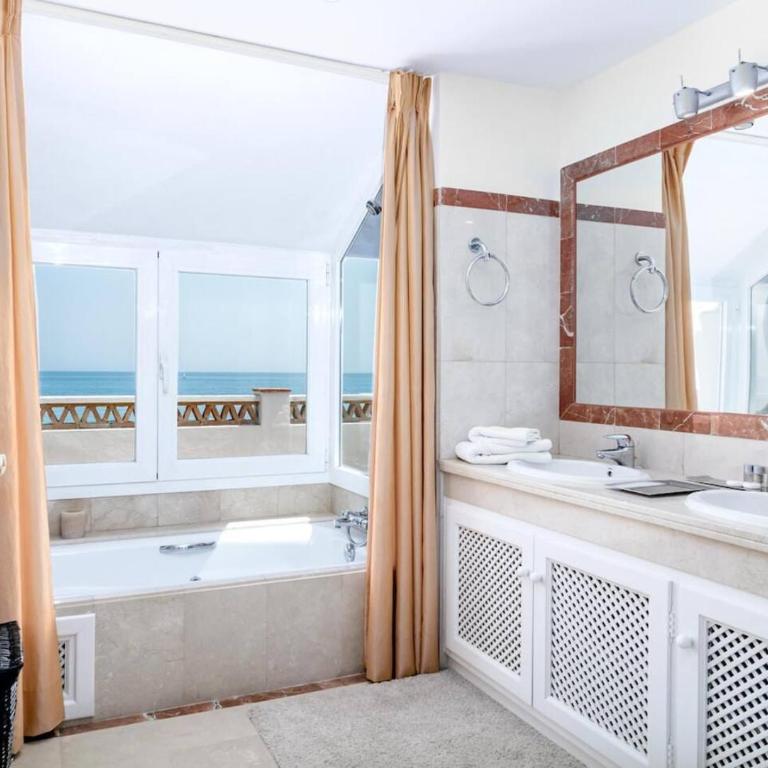 LAP- 3 bed apartment on the beach. Families only - Apartamento de 3 dormitorios con balcón - 33