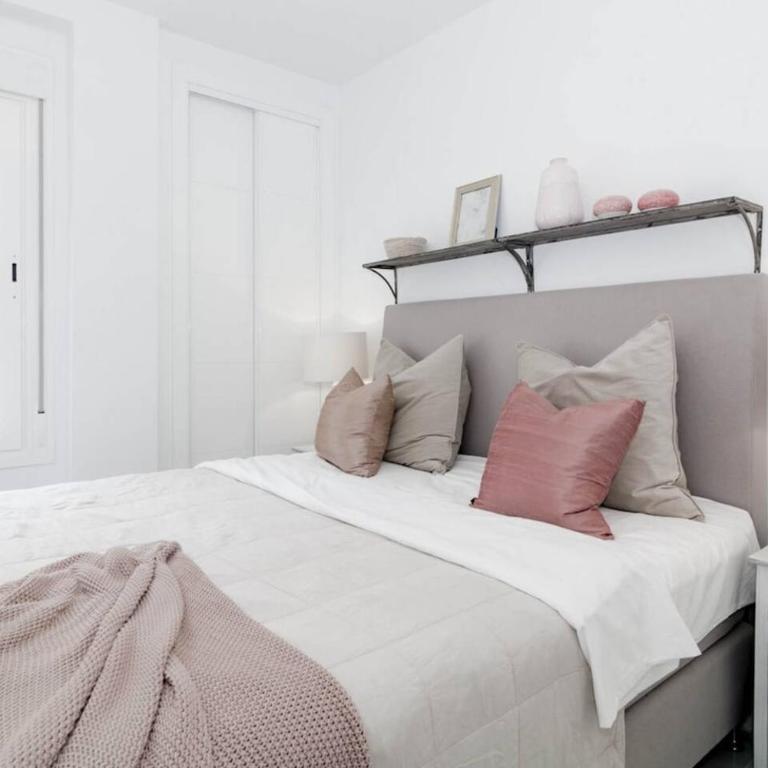 Ivy - Scandinavian Apartment In Nueva Andalucia - Apartamento de 3 dormitorios con balcón - 23