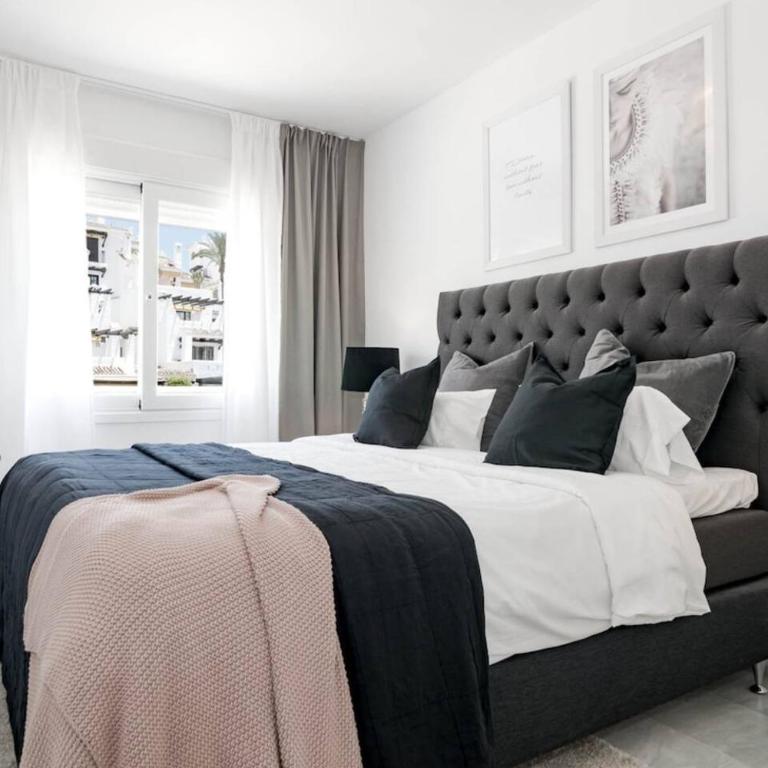 Ivy - Scandinavian Apartment In Nueva Andalucia - Apartamento de 3 dormitorios con balcón - 30