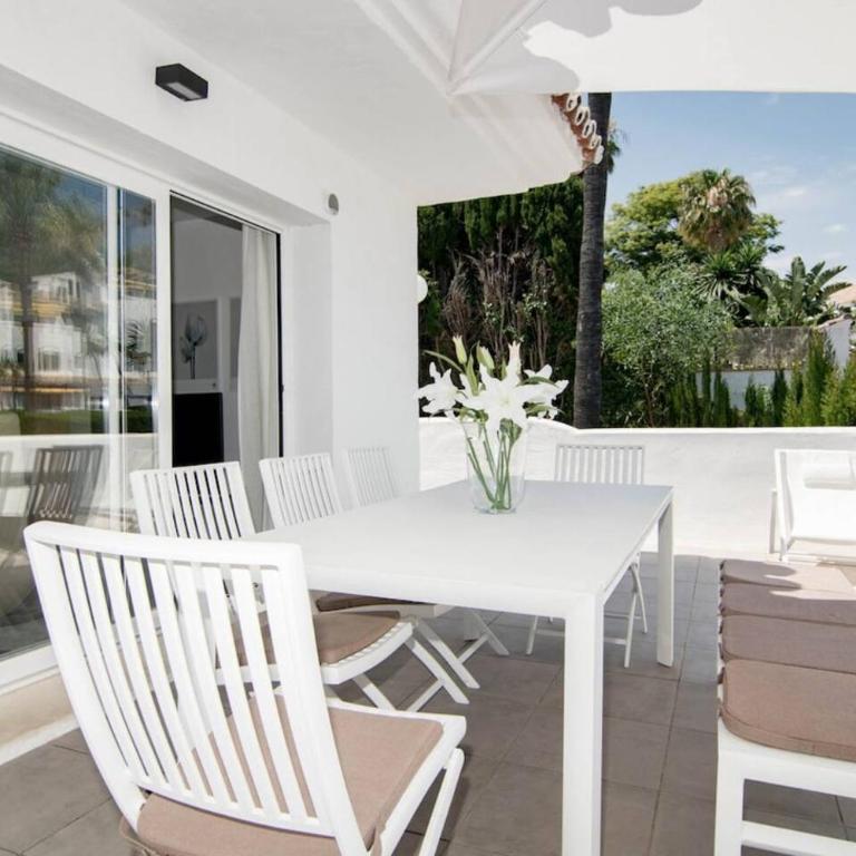 Ivy - Scandinavian Apartment In Nueva Andalucia - Apartamento de 3 dormitorios con balcón - 45