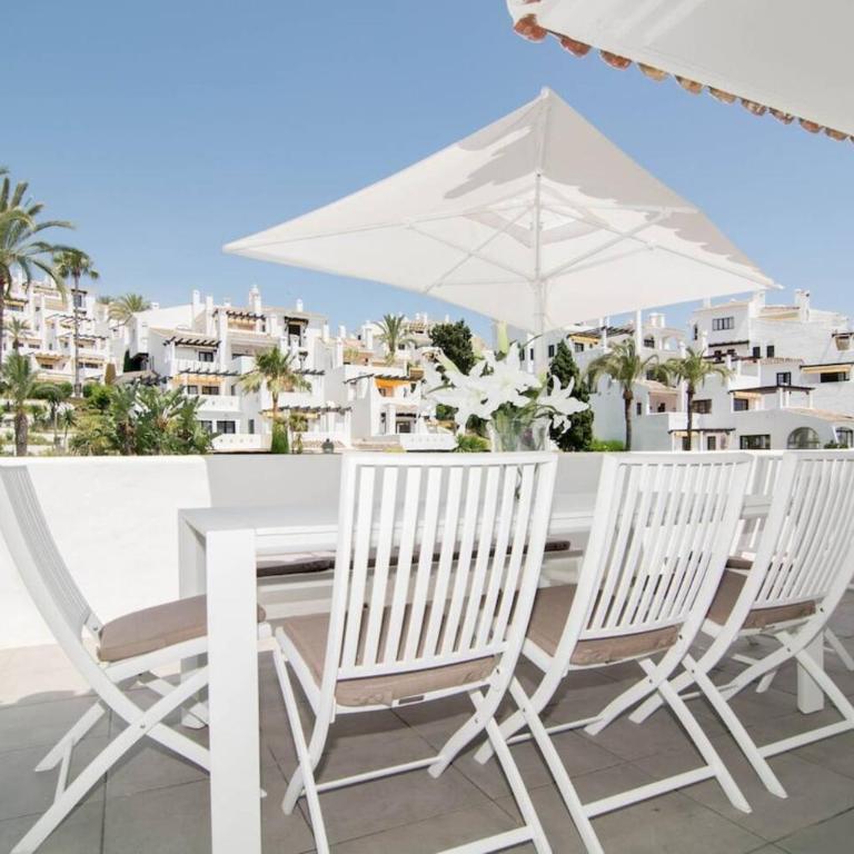 Ivy - Scandinavian Apartment In Nueva Andalucia - Apartamento de 3 dormitorios con balcón - 47