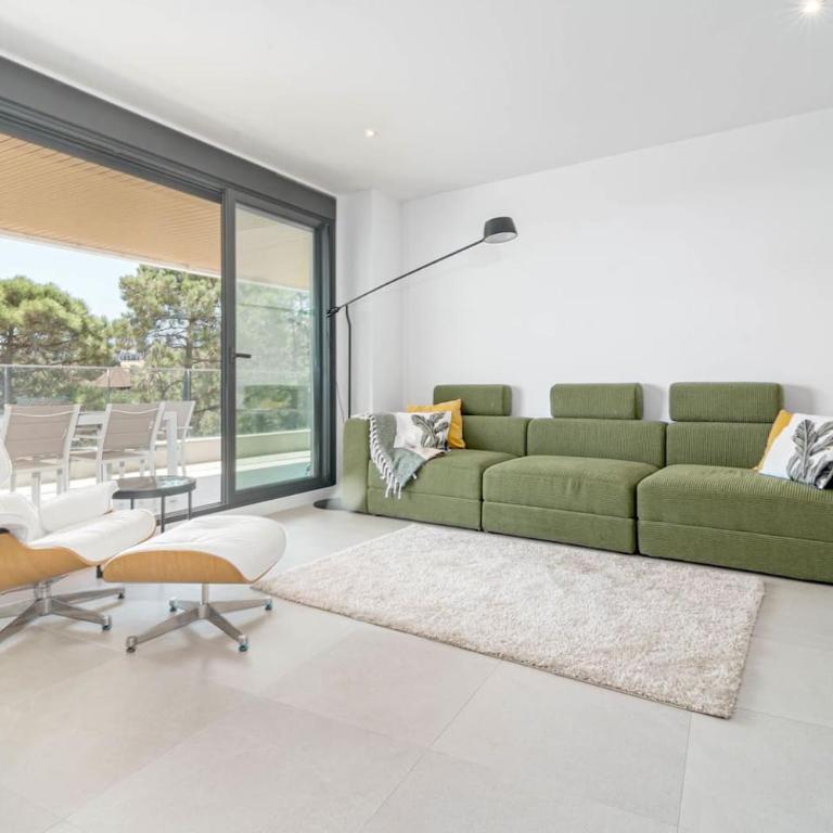 Vv6-2B - Modern 2Br With Large Seaview Balcony - Two-Bedroom Apartment with Sea View - 5