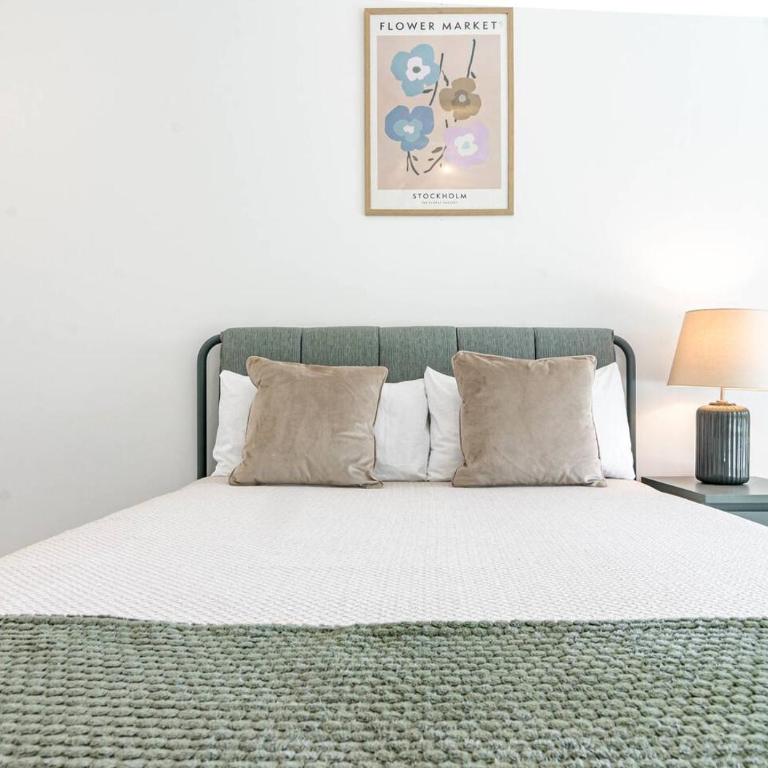 Vv6-2B - Modern 2Br With Large Seaview Balcony - Two-Bedroom Apartment with Sea View - 31