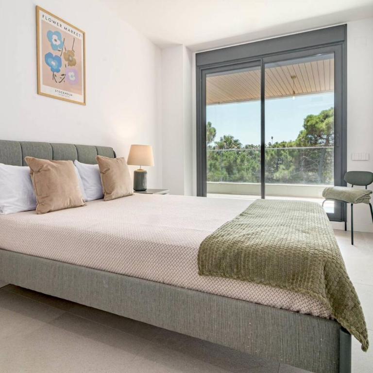 Vv6-2B - Modern 2Br With Large Seaview Balcony - Two-Bedroom Apartment with Sea View - 30