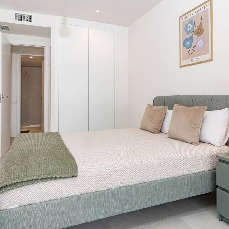 Vv6-2B - Modern 2Br With Large Seaview Balcony - Two-Bedroom Apartment with Sea View - 34