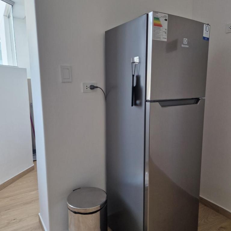 Departamento a 5 minutos de aeropuerto y 10 minutos al centro Wifi cocina 3 cuadras de CencoMall - Apartamento de 3 dormitorios - 28