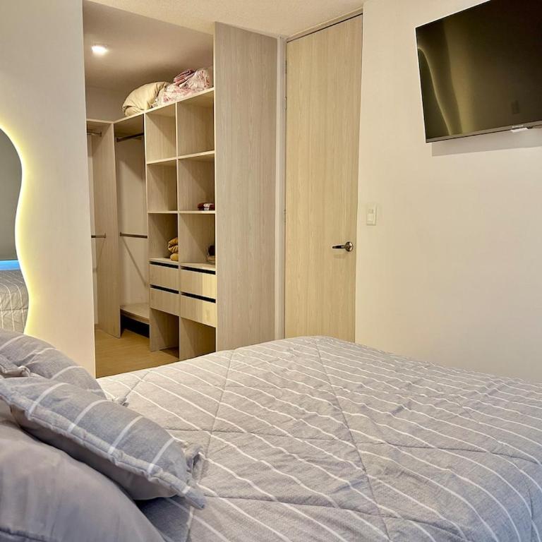  - Room #1714795101 - 7