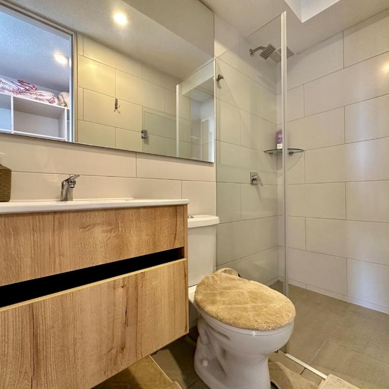  - Room #1714795101 - 30